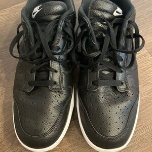 Nike Men’s Sneaker Sz 12.5